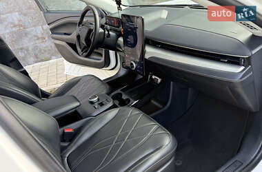 Позашляховик / Кросовер Ford Mustang Mach-E 2022 в 