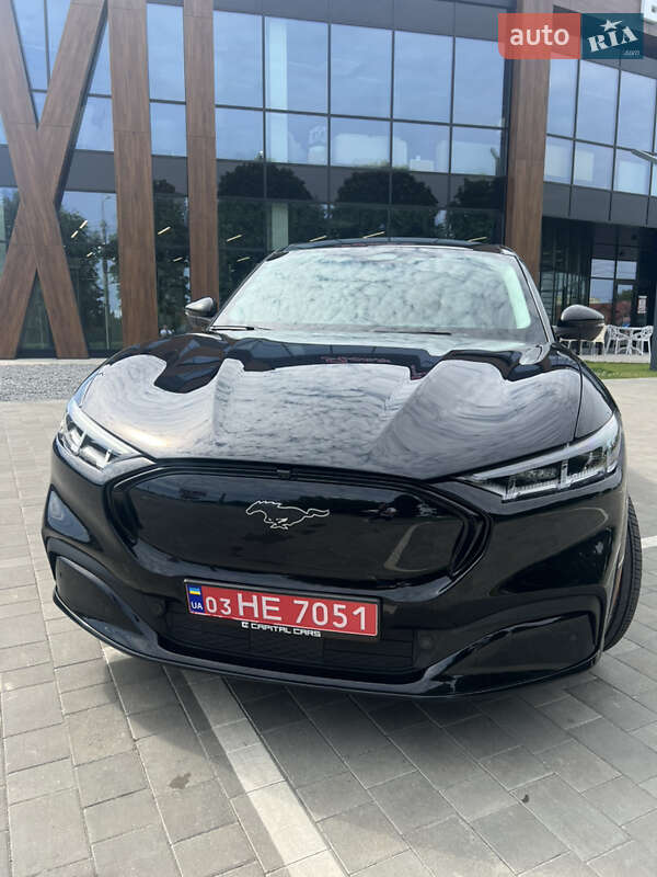 Позашляховик / Кросовер Ford Mustang Mach-E 2023 в 