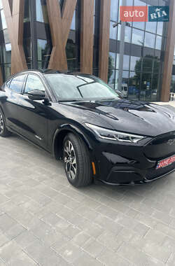 Позашляховик / Кросовер Ford Mustang Mach-E 2023 в 