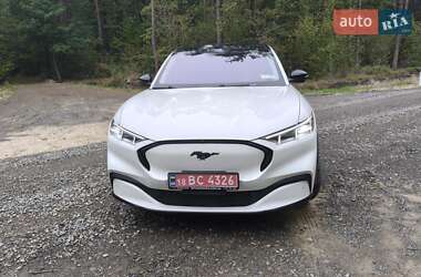 Позашляховик / Кросовер Ford Mustang Mach-E 2021 в 
