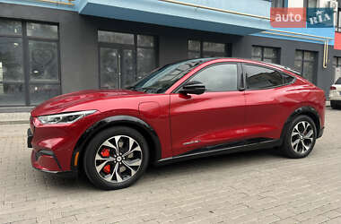 Внедорожник / Кроссовер Ford Mustang Mach-E 2021 в 