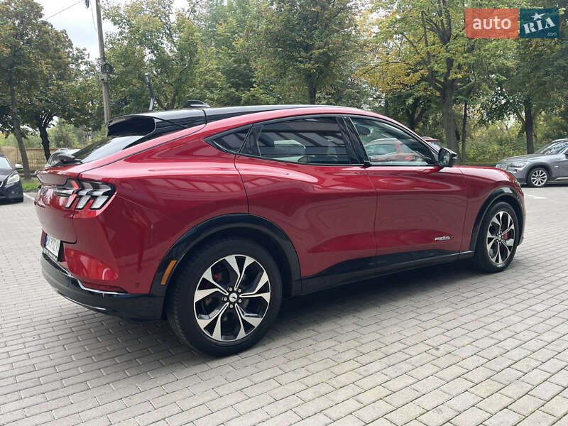 Позашляховик / Кросовер Ford Mustang Mach-E 2021 в Мукачевому