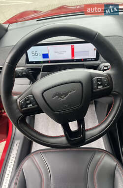 Внедорожник / Кроссовер Ford Mustang Mach-E 2021 в 