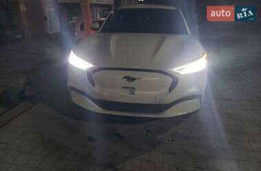 Позашляховик / Кросовер Ford Mustang Mach-E 2022 в 