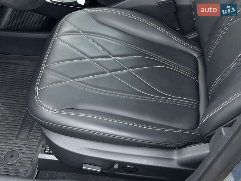 Внедорожник / Кроссовер Ford Mustang Mach-E 2023 в Тернополе