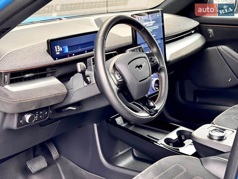 Позашляховик / Кросовер Ford Mustang Mach-E 2022 в Києві