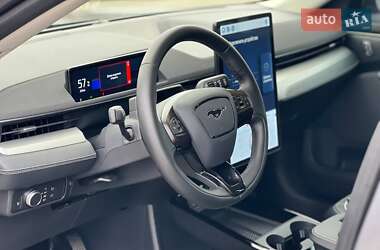 Позашляховик / Кросовер Ford Mustang Mach-E 2021 в 
