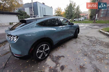 Позашляховик / Кросовер Ford Mustang Mach-E 2023 в 