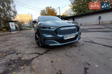 Позашляховик / Кросовер Ford Mustang Mach-E 2023 в 