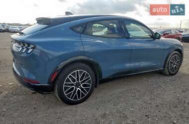 Позашляховик / Кросовер Ford Mustang Mach-E 2024 в 