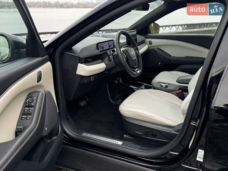 Позашляховик / Кросовер Ford Mustang Mach-E 2023 в Києві