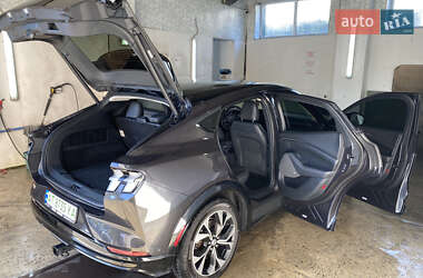 Внедорожник / Кроссовер Ford Mustang Mach-E 2022 в 