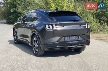 Внедорожник / Кроссовер Ford Mustang Mach-E 2022 в 