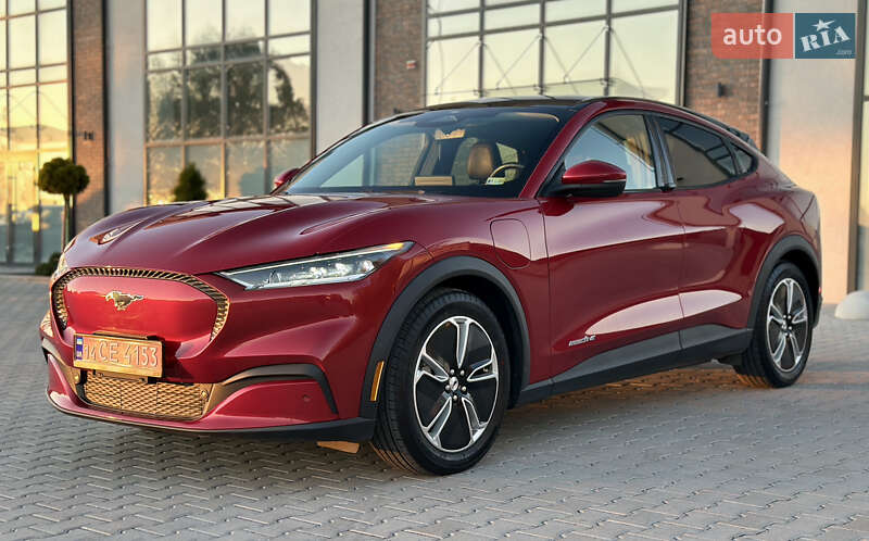 Позашляховик / Кросовер Ford Mustang Mach-E 2021 в  фото Позашляховик / Кросовер Ford Mustang Mach-E 2021 в