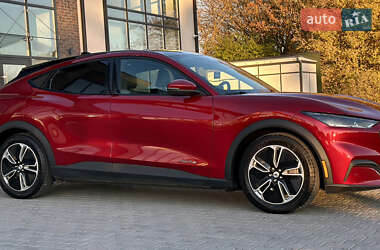 Позашляховик / Кросовер Ford Mustang Mach-E 2021 в  фото 10 Позашляховик / Кросовер Ford Mustang Mach-E 2021 в