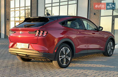Позашляховик / Кросовер Ford Mustang Mach-E 2021 в  фото 15 Позашляховик / Кросовер Ford Mustang Mach-E 2021 в