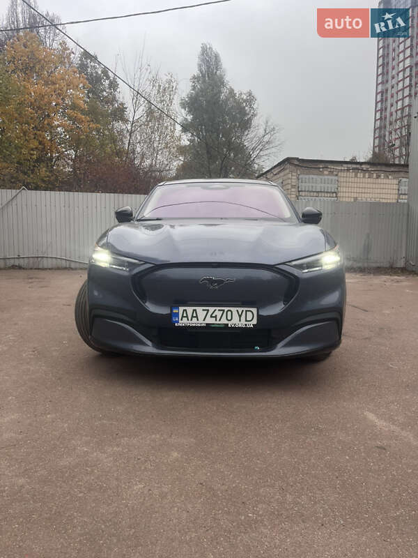 Внедорожник / Кроссовер Ford Mustang Mach-E 2020 в Киеве