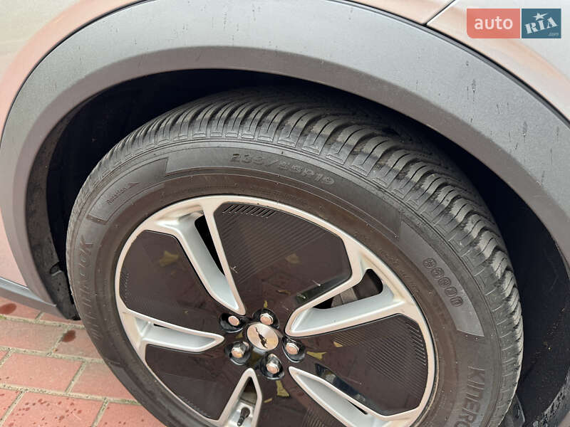 Позашляховик / Кросовер Ford Mustang Mach-E 2021 в Луцьку фото 16 Позашляховик / Кросовер Ford Mustang Mach-E 2021 в Луцьку