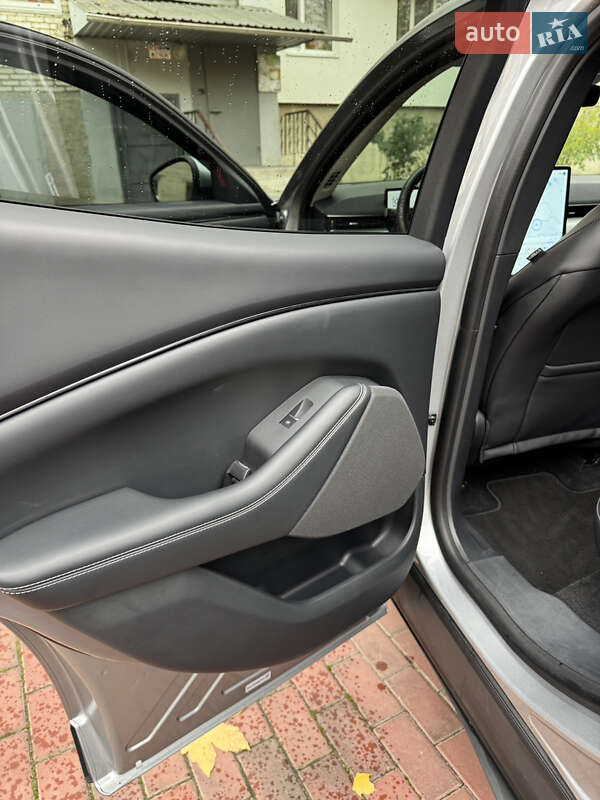 Позашляховик / Кросовер Ford Mustang Mach-E 2021 в Луцьку фото 23 Позашляховик / Кросовер Ford Mustang Mach-E 2021 в Луцьку