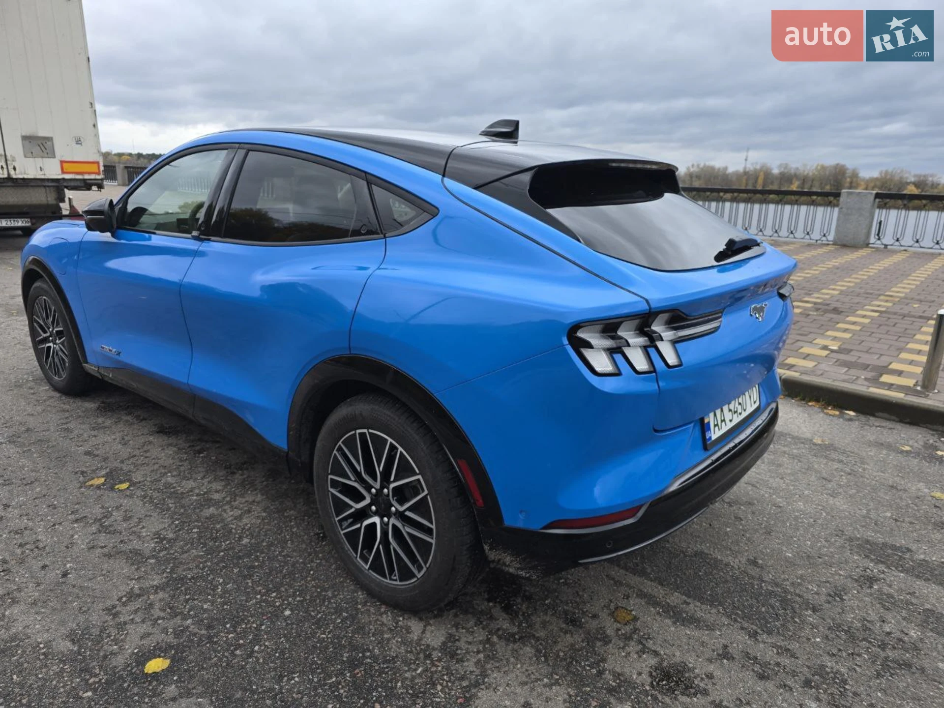 2024 Ford Mustang Mach-E - мініатюра 5