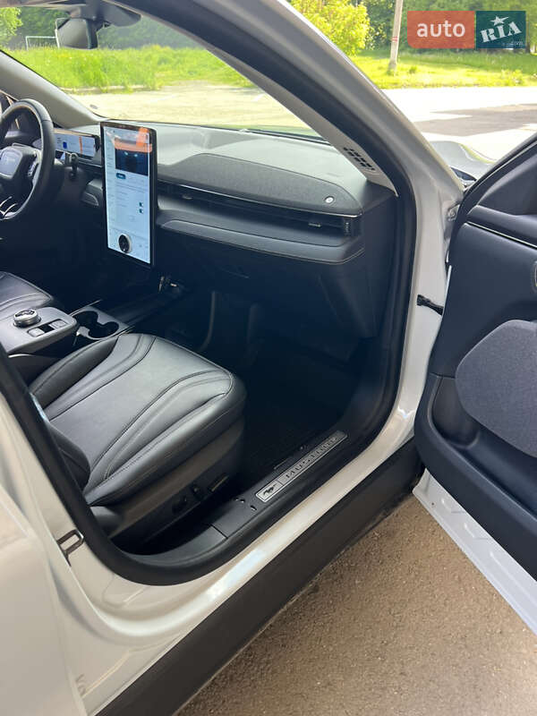 Внедорожник / Кроссовер Ford Mustang Mach-E 2021 в Ивано-Франковске