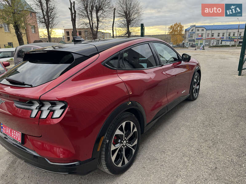 Позашляховик / Кросовер Ford Mustang Mach-E 2021 в Тернополі