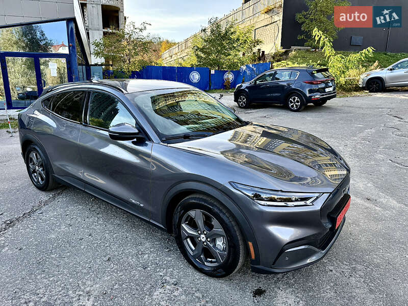 Позашляховик / Кросовер Ford Mustang Mach-E 2021 в Києві фото 9 Позашляховик / Кросовер Ford Mustang Mach-E 2021 в Києві