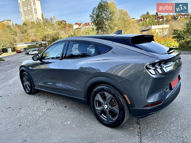 Позашляховик / Кросовер Ford Mustang Mach-E 2021 в Києві фото 27 Позашляховик / Кросовер Ford Mustang Mach-E 2021 в Києві