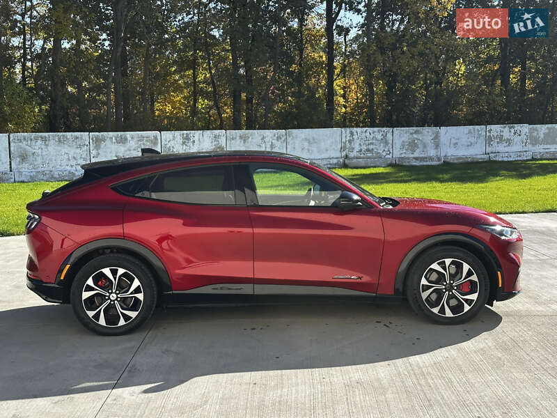 Внедорожник / Кроссовер Ford Mustang Mach-E 2022 в Луцке фото 2 Внедорожник / Кроссовер Ford Mustang Mach-E 2022 в Луцке