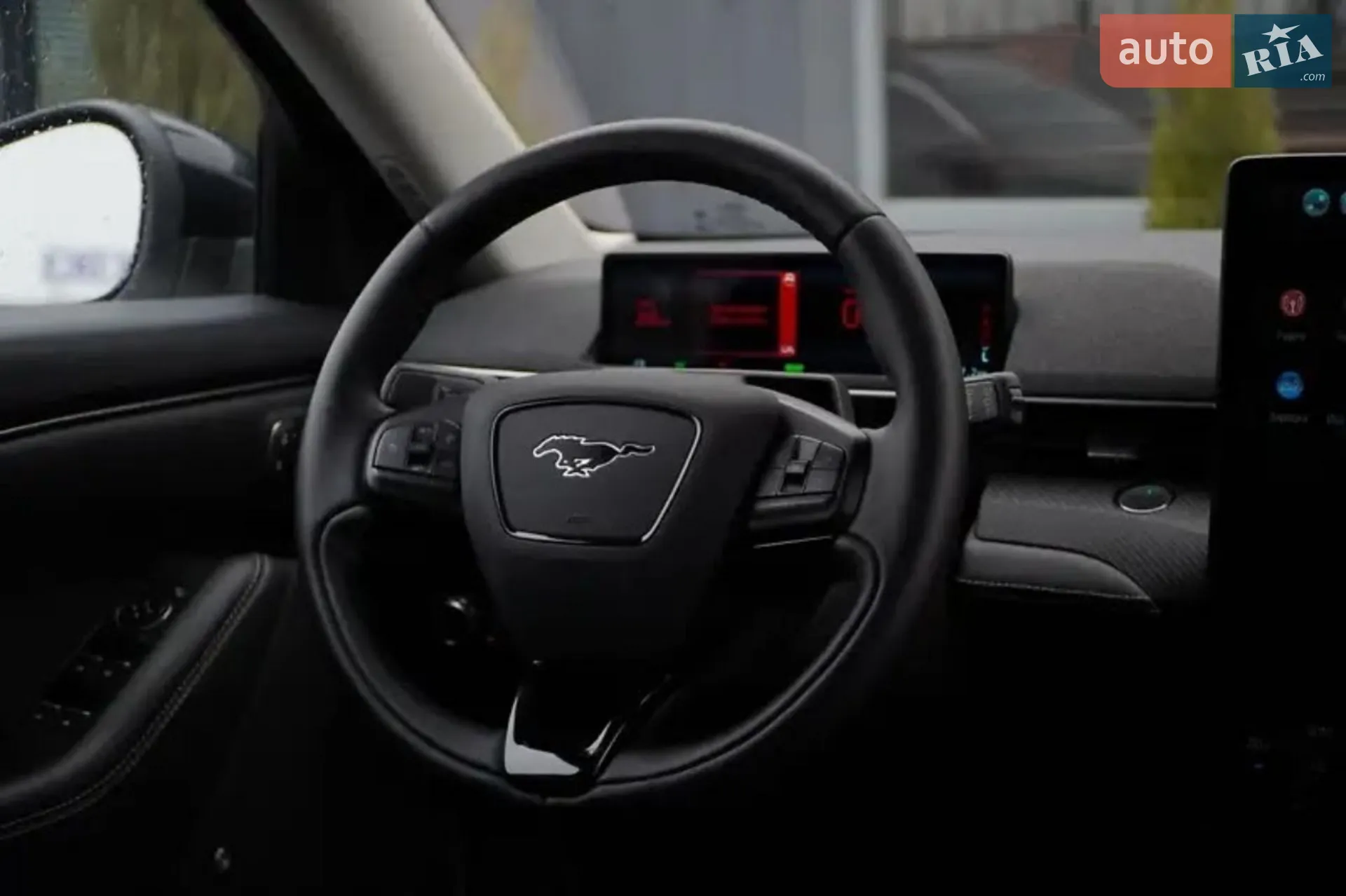 2022 Ford Mustang Mach-E - мініатюра 11
