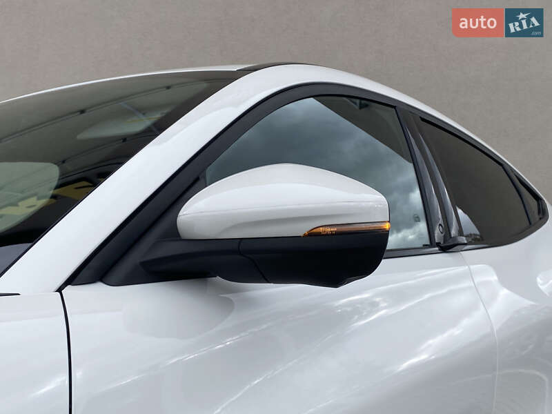 Позашляховик / Кросовер Ford Mustang Mach-E 2022 в Дрогобичі