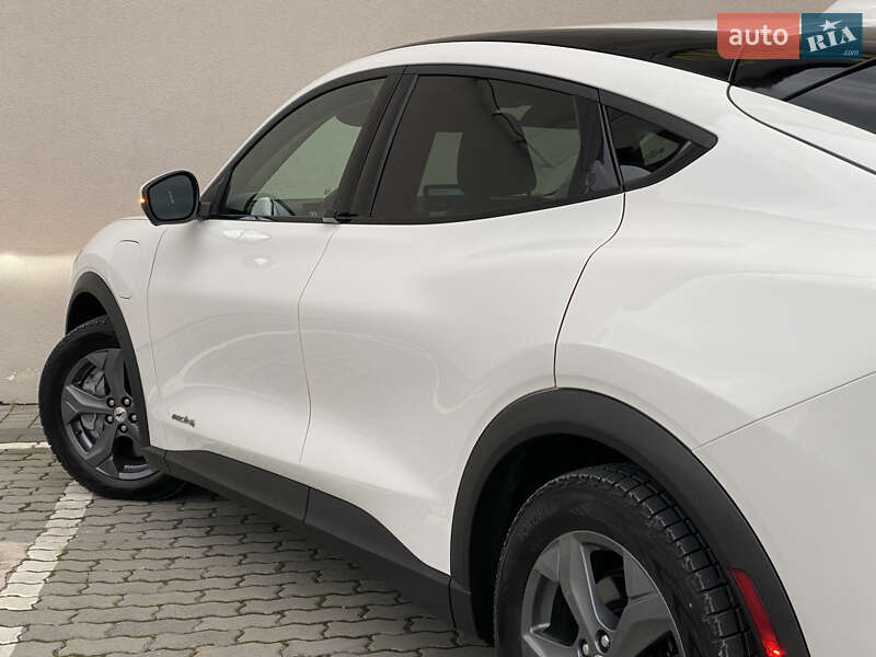 Позашляховик / Кросовер Ford Mustang Mach-E 2022 в Дрогобичі