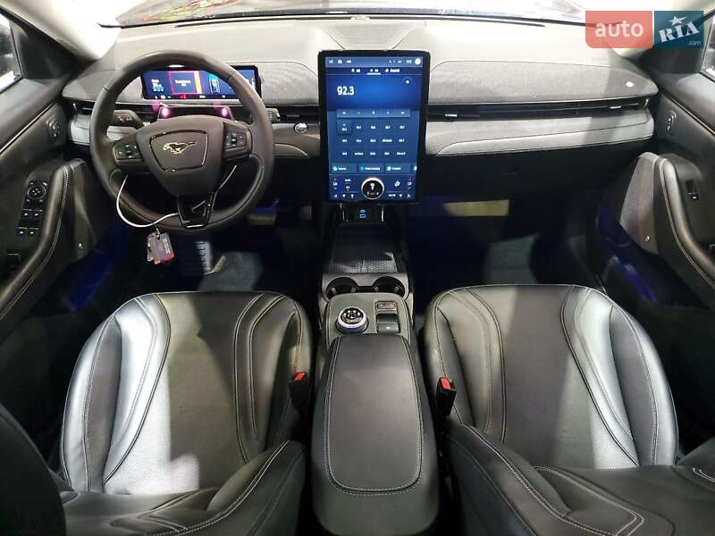 Позашляховик / Кросовер Ford Mustang Mach-E 2023 в Одесі фото 8 Позашляховик / Кросовер Ford Mustang Mach-E 2023 в Одесі