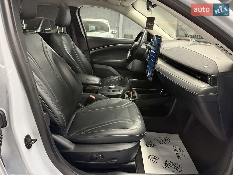 Внедорожник / Кроссовер Ford Mustang Mach-E 2021 в Владимире