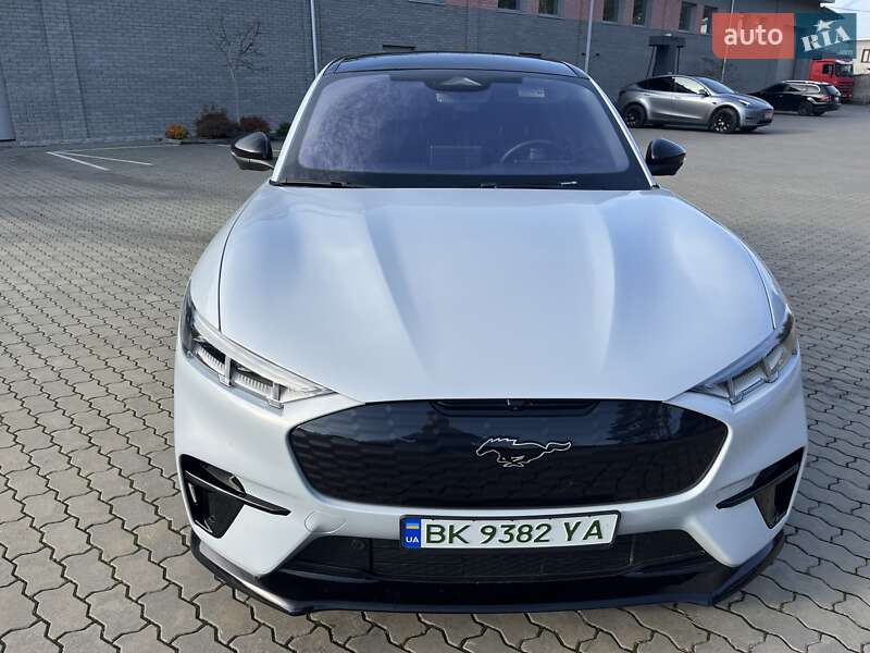 Внедорожник / Кроссовер Ford Mustang Mach-E 2023 в Ровно фото 4 Внедорожник / Кроссовер Ford Mustang Mach-E 2023 в Ровно
