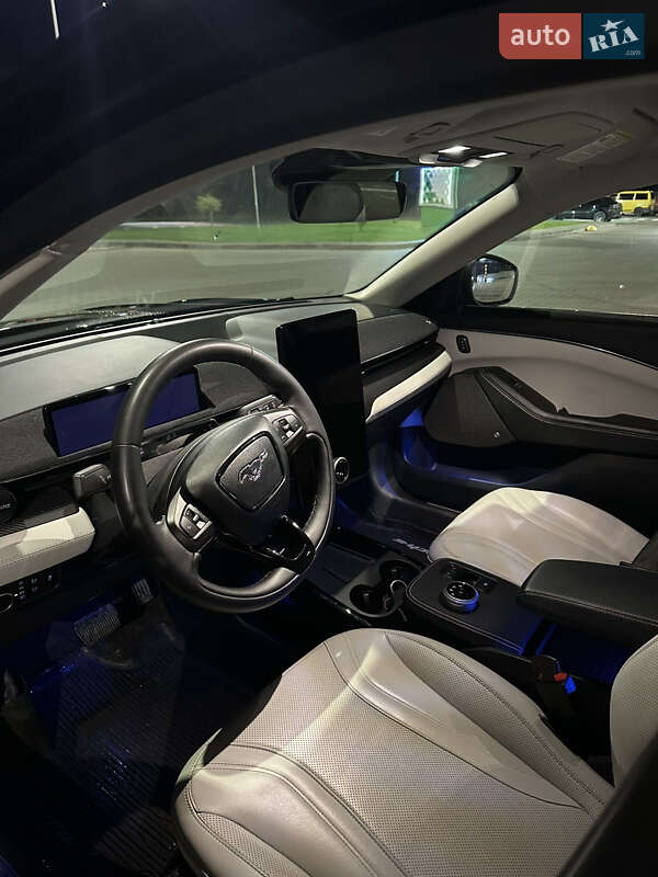 Внедорожник / Кроссовер Ford Mustang Mach-E 2023 в Луцке