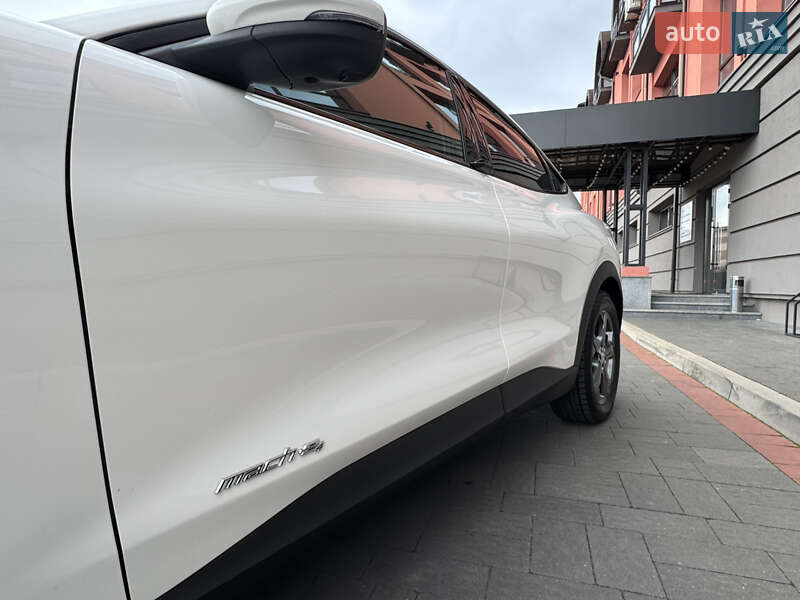 Внедорожник / Кроссовер Ford Mustang Mach-E 2022 в Дрогобыче
