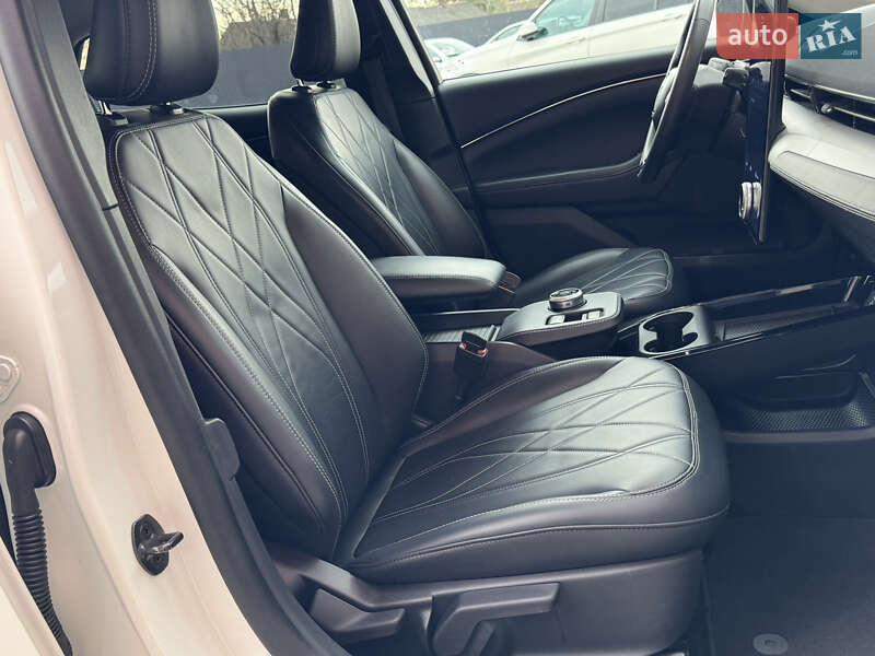 Внедорожник / Кроссовер Ford Mustang Mach-E 2022 в Дрогобыче