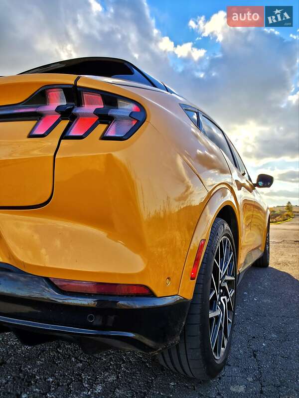 Внедорожник / Кроссовер Ford Mustang Mach-E 2021 в Ивано-Франковске