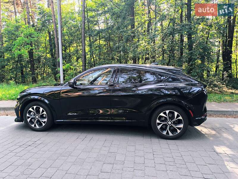 Внедорожник / Кроссовер Ford Mustang Mach-E 2023 в Львове