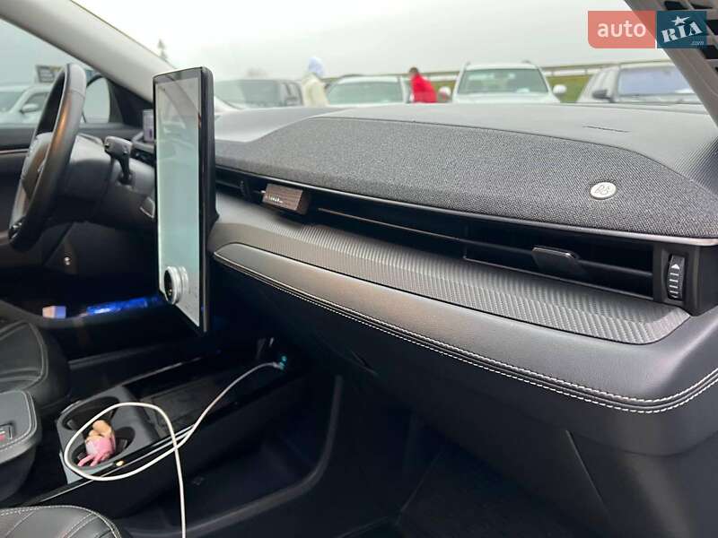 Позашляховик / Кросовер Ford Mustang Mach-E 2022 в Львові