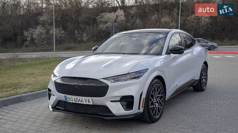 Позашляховик / Кросовер Ford Mustang Mach-E 2022 в Тернополі
