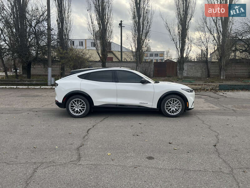 Позашляховик / Кросовер Ford Mustang Mach-E 2021 в Запоріжжі