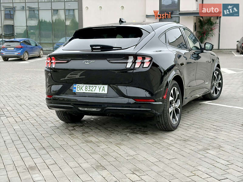 Позашляховик / Кросовер Ford Mustang Mach-E 2023 в Рівному
