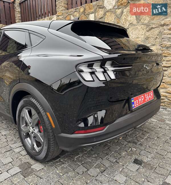 Позашляховик / Кросовер Ford Mustang Mach-E 2021 в Рівному