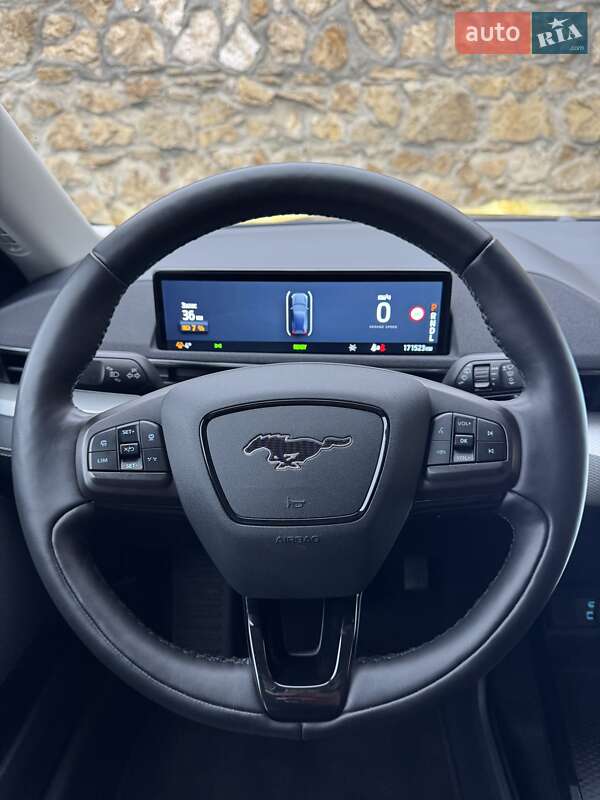 Позашляховик / Кросовер Ford Mustang Mach-E 2021 в Рівному
