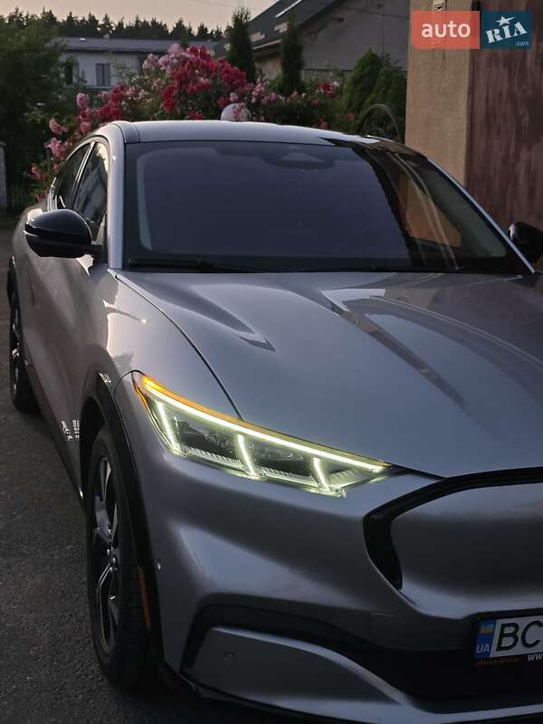Позашляховик / Кросовер Ford Mustang Mach-E 2021 в Львові