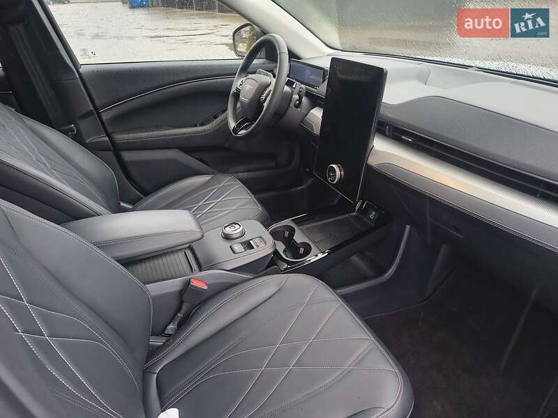 Внедорожник / Кроссовер Ford Mustang Mach-E 2023 в Дрогобыче фото 35 Внедорожник / Кроссовер Ford Mustang Mach-E 2023 в Дрогобыче