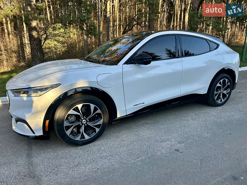 Позашляховик / Кросовер Ford Mustang Mach-E 2022 в Києві