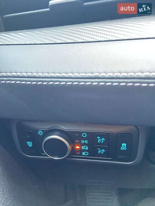 Позашляховик / Кросовер Ford Mustang Mach-E 2024 в Києві